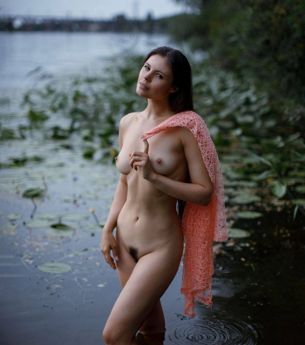 Зарина привлекальеная девушка из Кирово-чепецка цена от 3000 руб