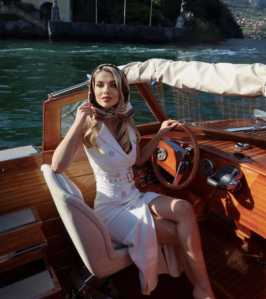 Яна привлекальеная девушка из Кирово-чепецка цена от 10000 руб