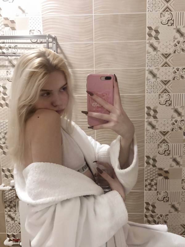 Снежана привлекательная девушка из Кирово-чепецка цена от 4000 руб