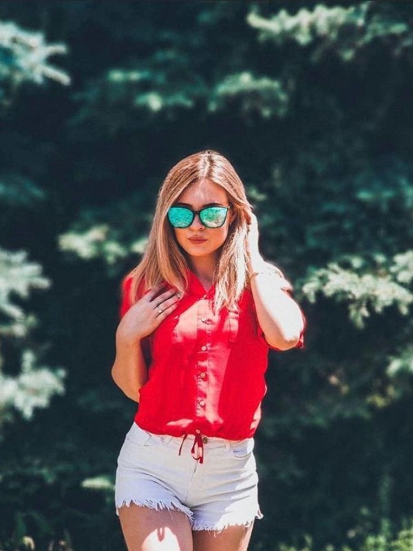 🎥 Люда привлекательная девушка из Кирово-чепецка цена от 5000 руб